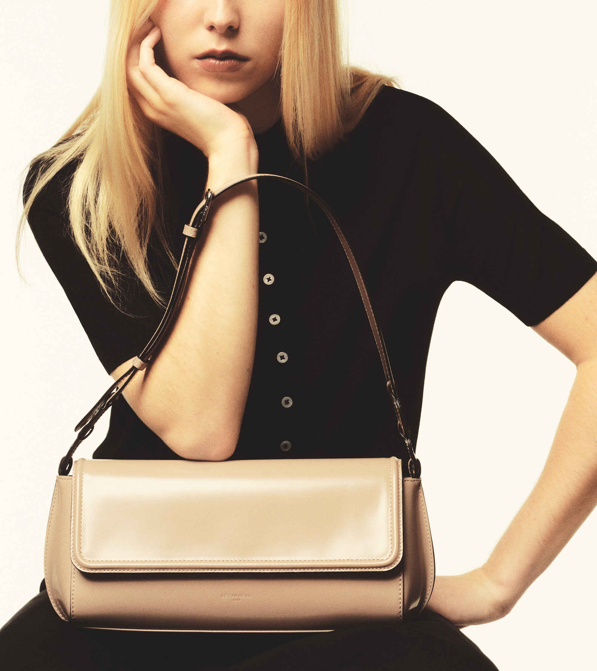 Bolso de hombro mediano Solaise de piel lisa efecto box