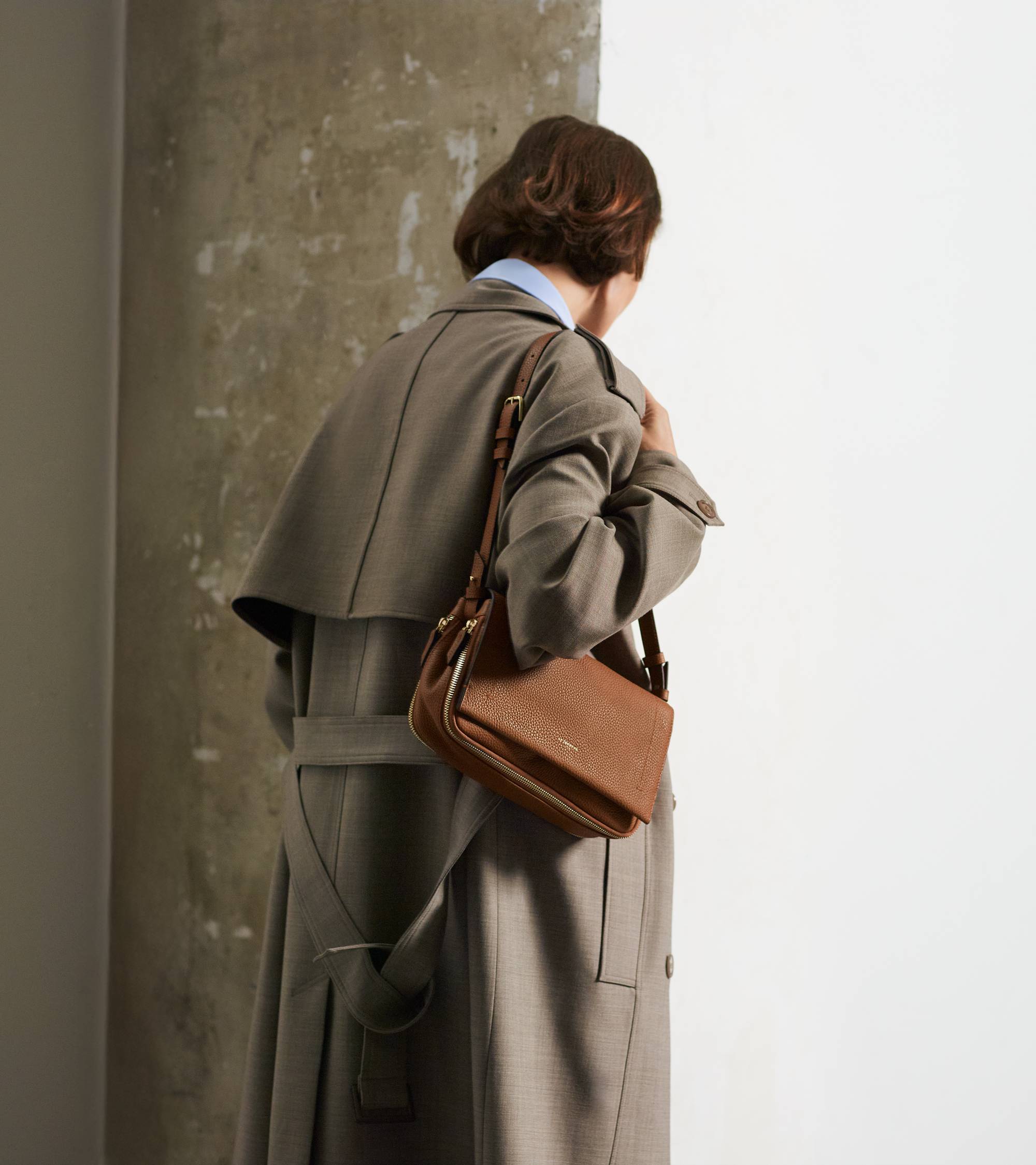 Aurore small shoulder bag in grained leather