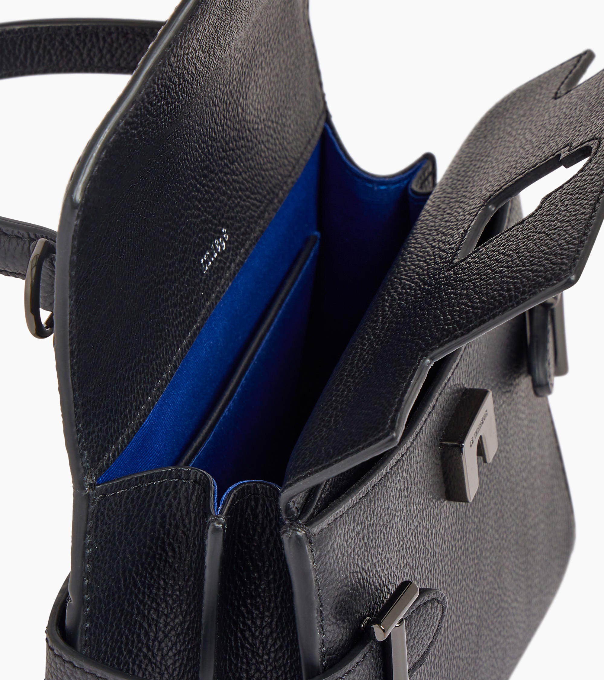 Bolso de mano pequeño Emilie de piel texturizada con doble solapa