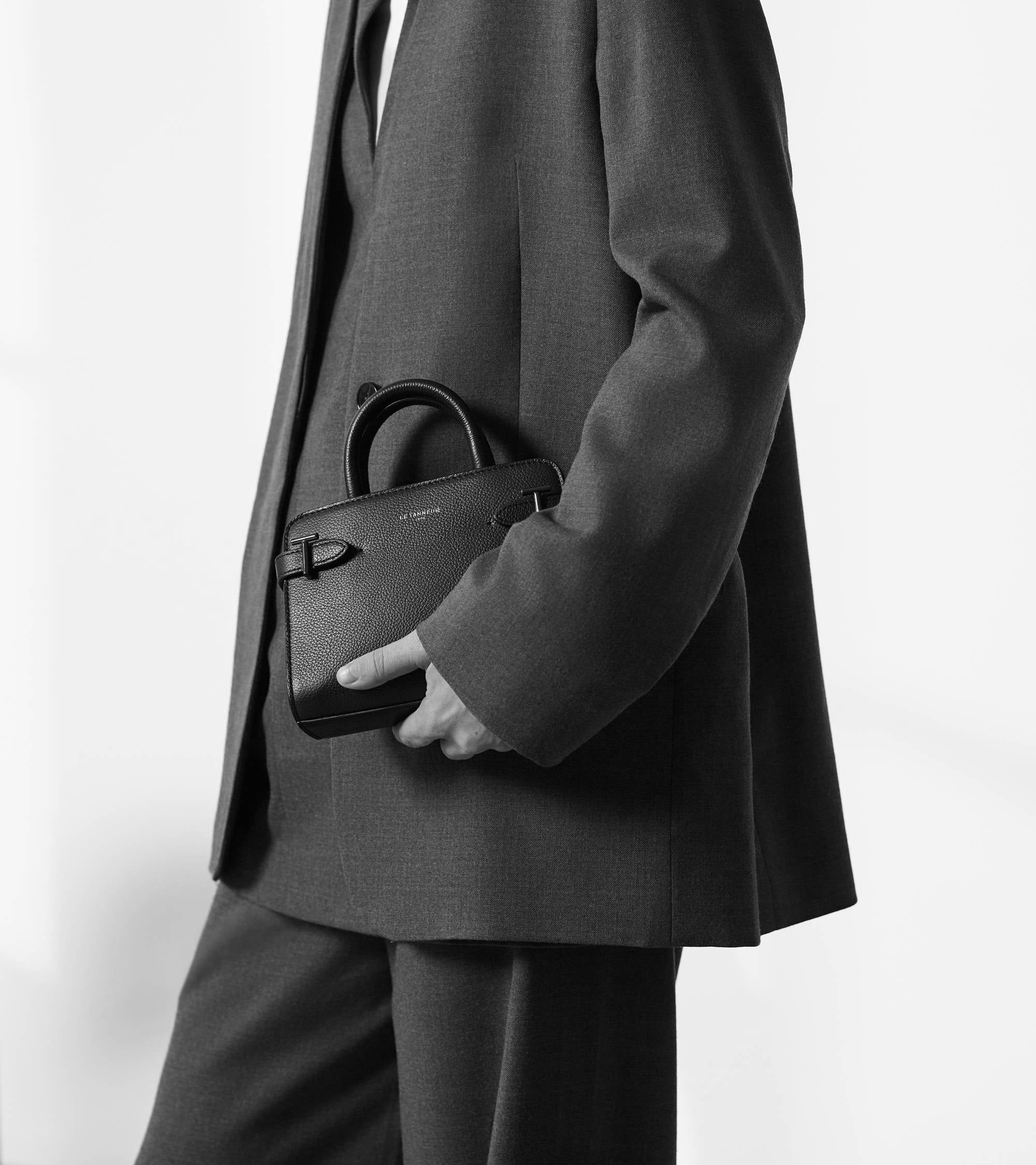 Emilie mini handbag in grained leather