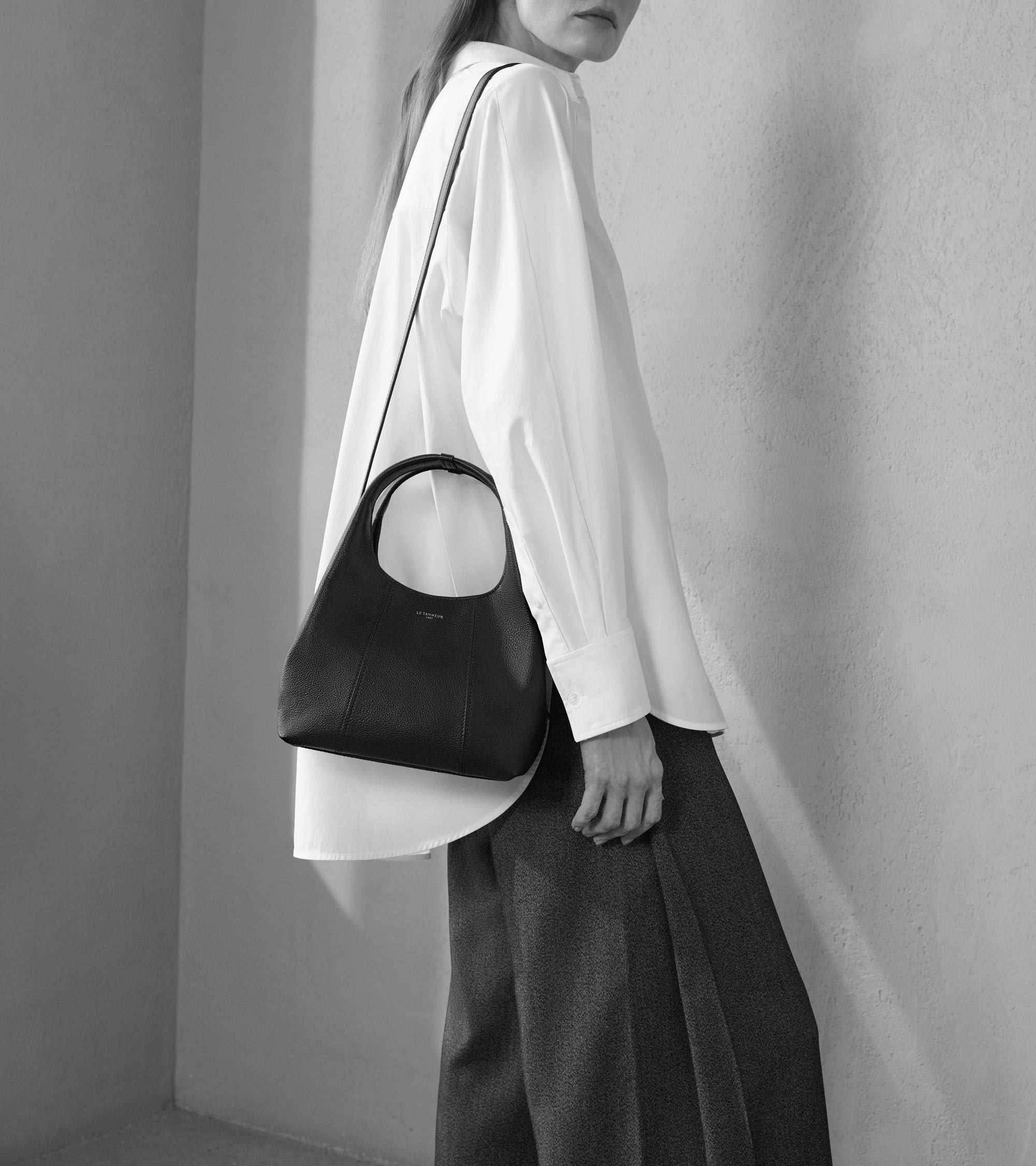 Juliette small handbag in grained leather