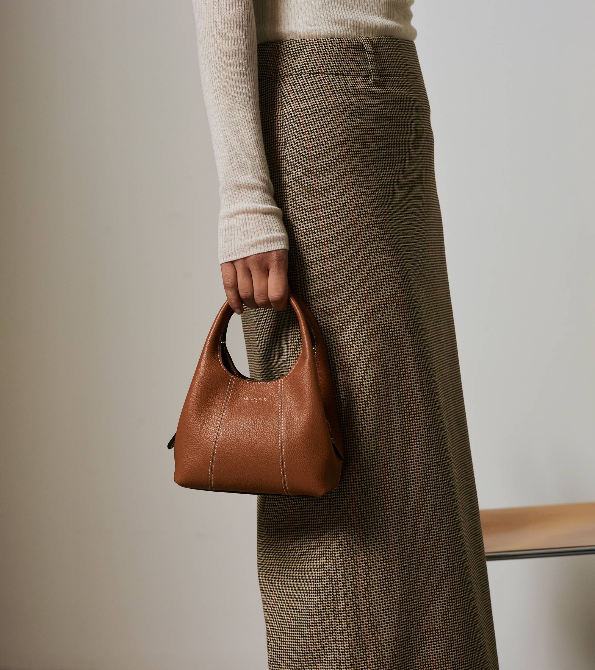 Juliette mini handbag in grained leather