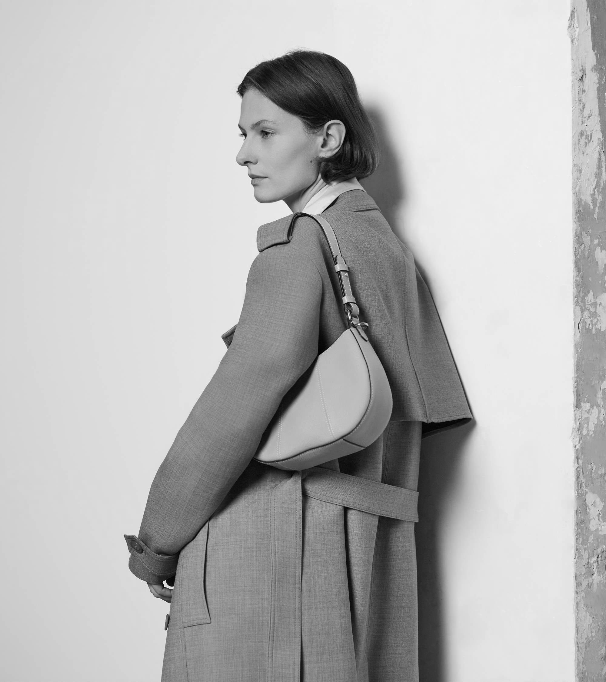 Juliette small half-moon bag in grained leather