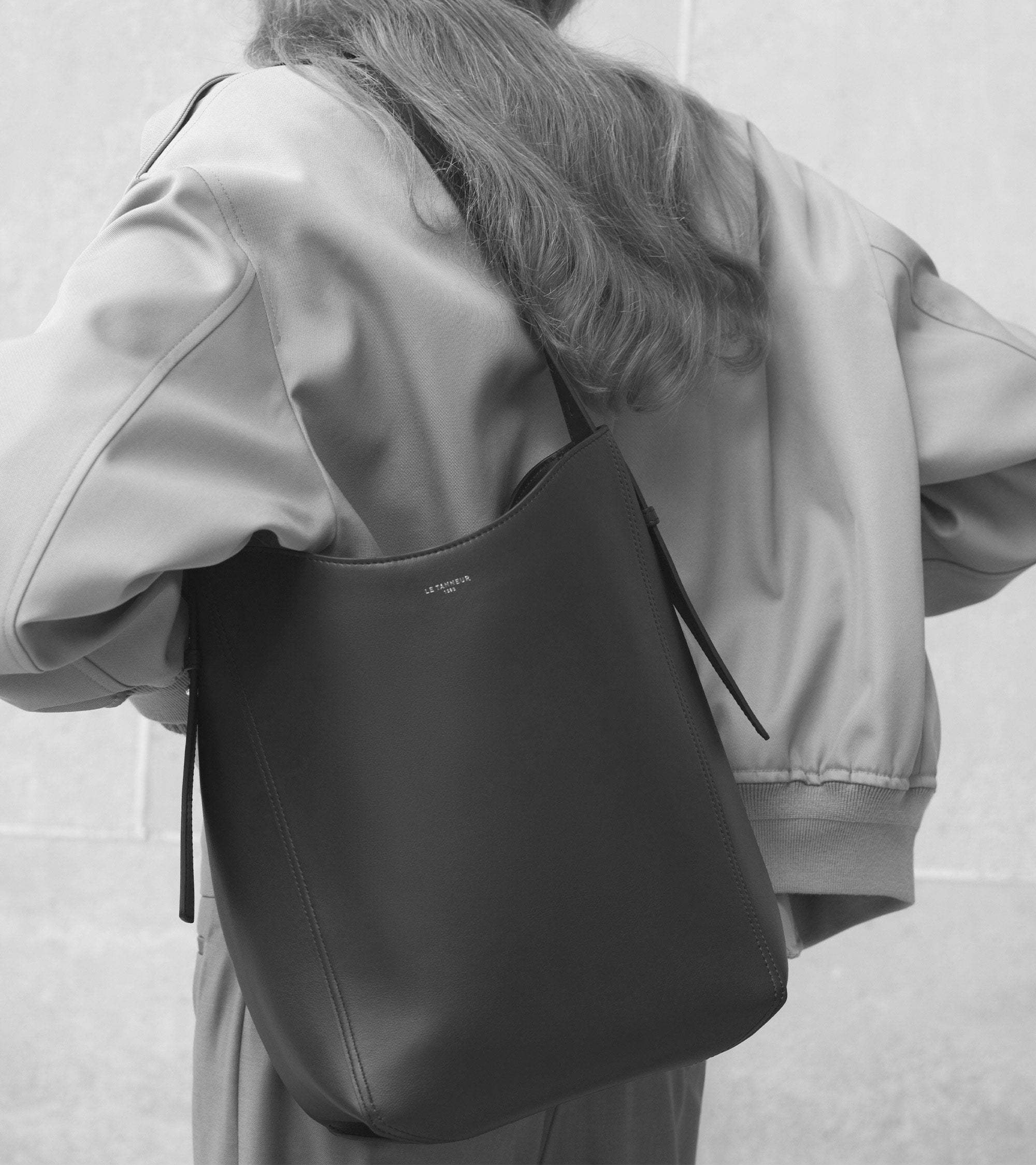 Céleste medium hobo bag in smooth leather