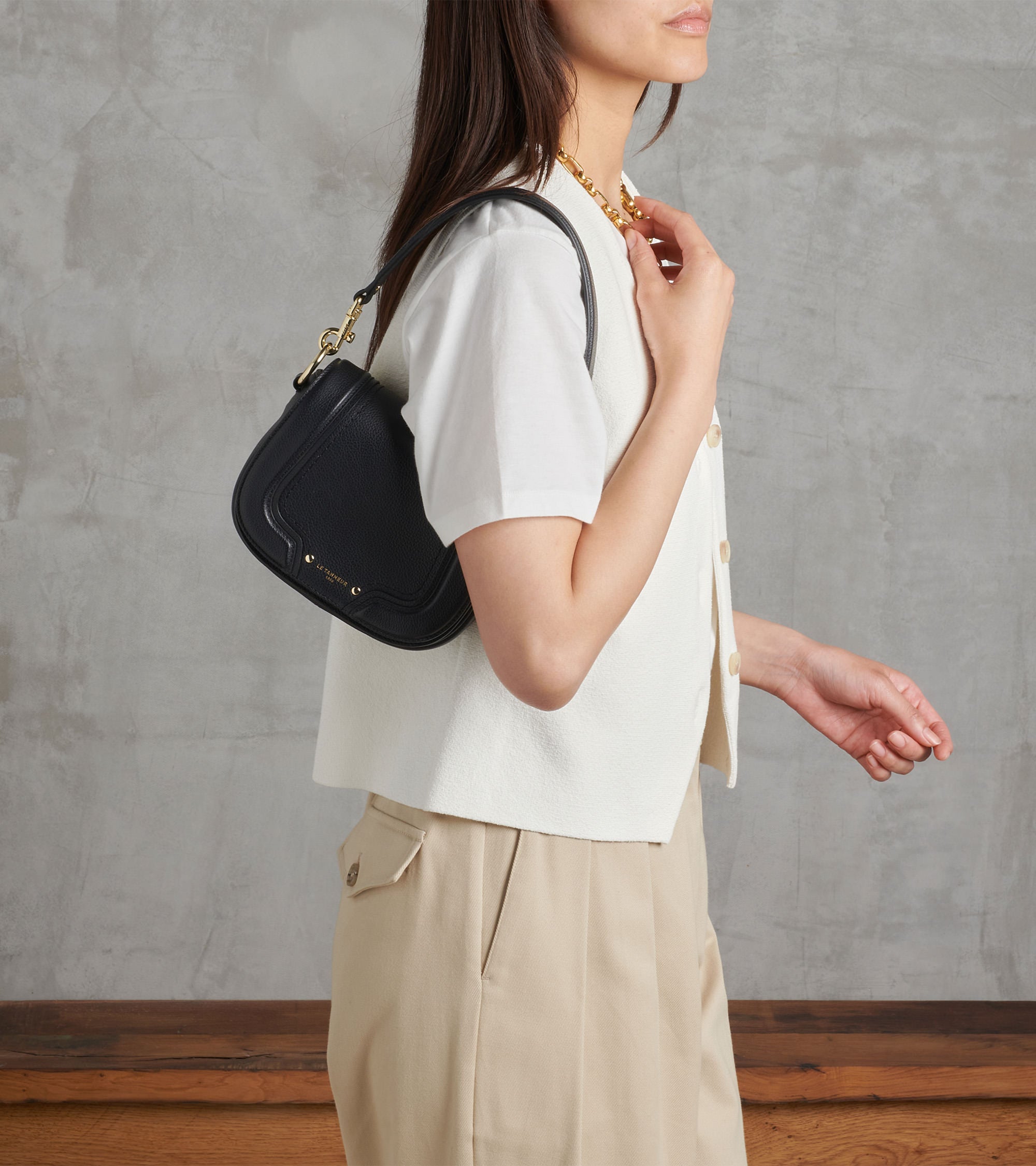 Bolso bandolera pequeño Ella de cuero granulado