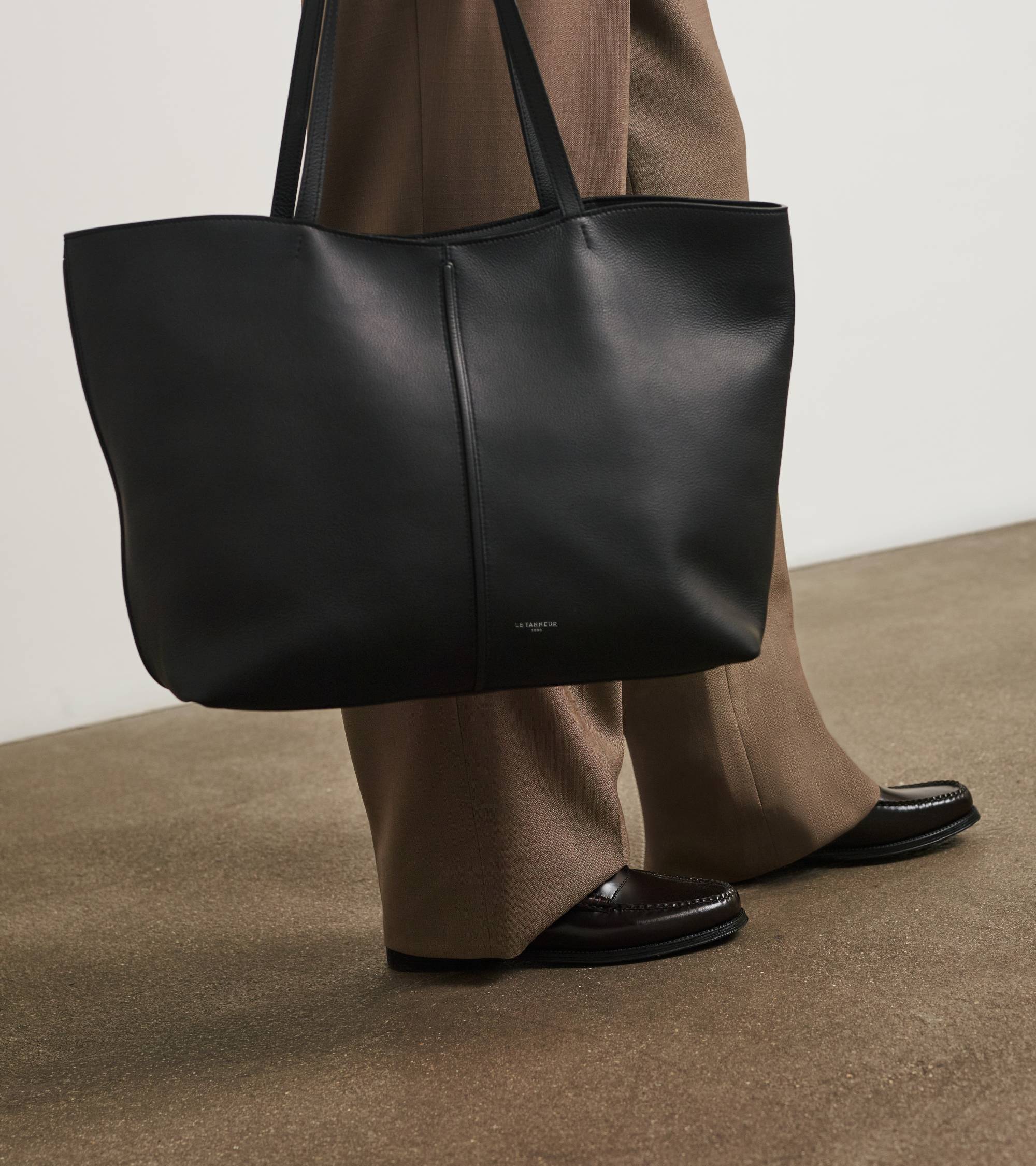 Hortense large tote bag in double-face grained leather