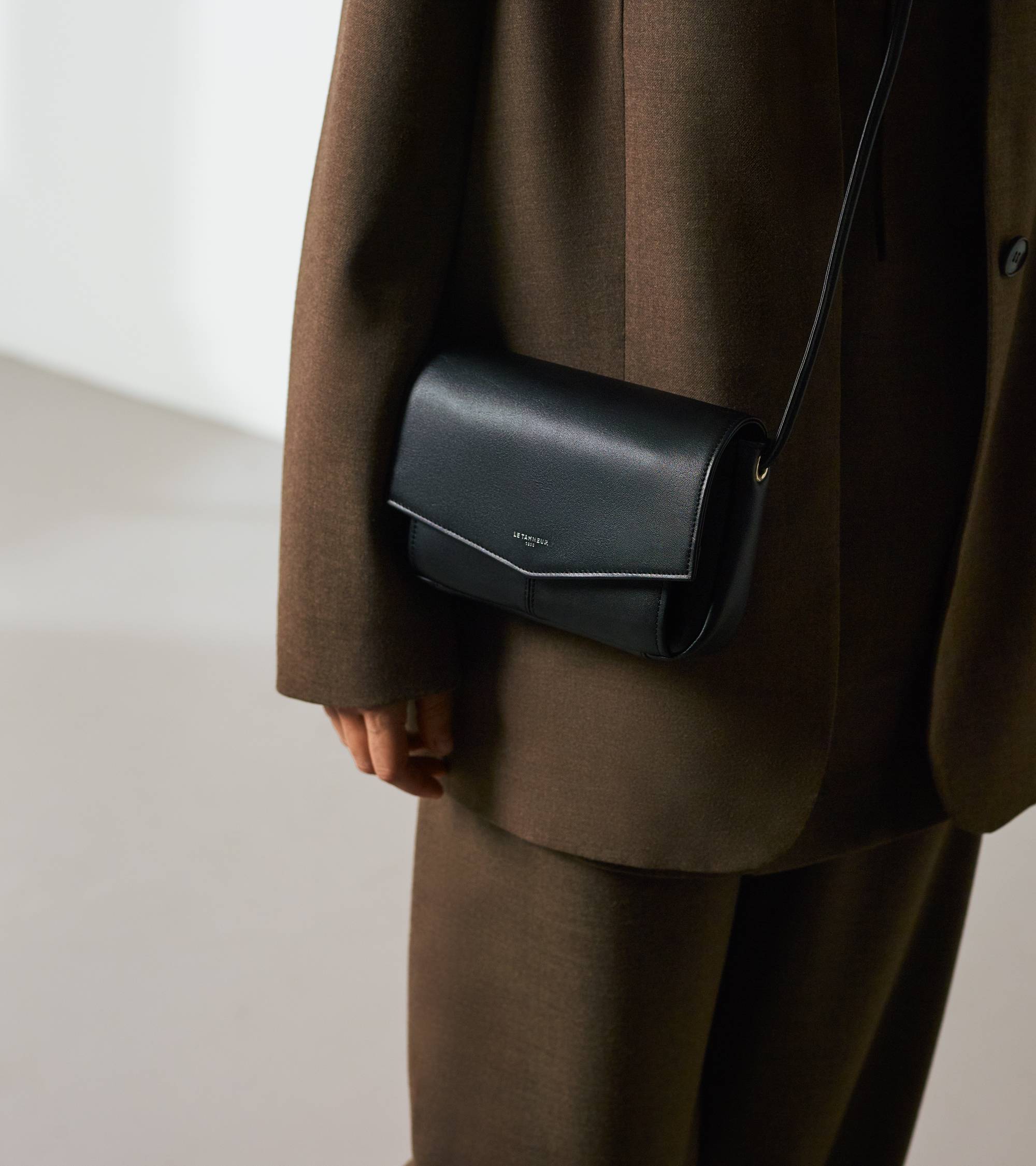 Bolso de mano Charlotte con bandolera extraíble en piel lisa