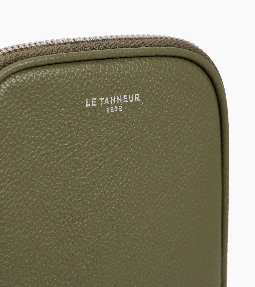 Phone case in grained leather
