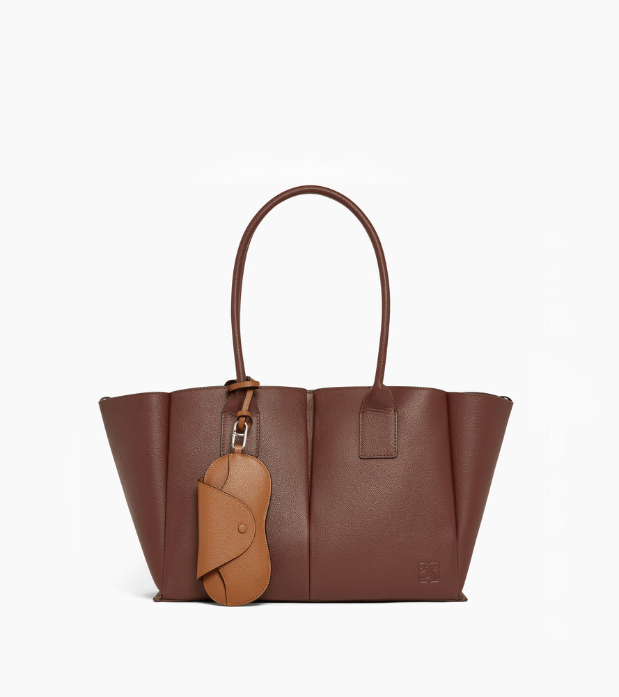 Estuche para gafas con abalorios de cuero granulado