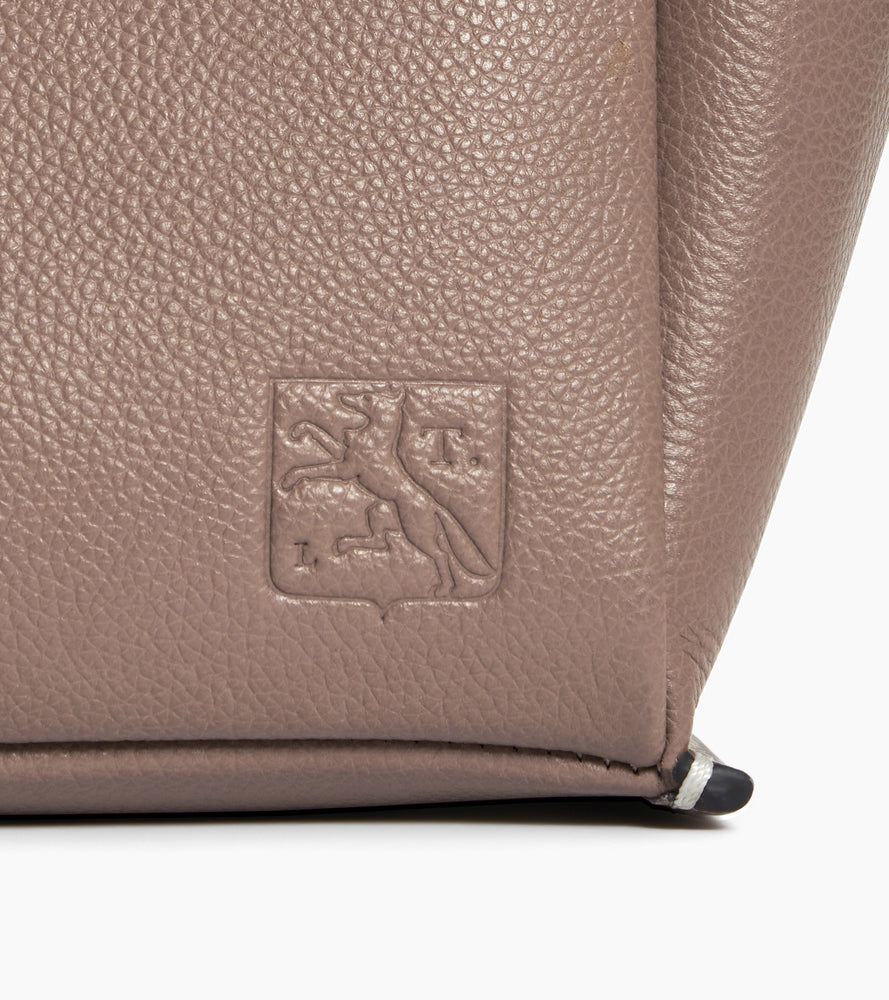Elena small handbag in grained leather