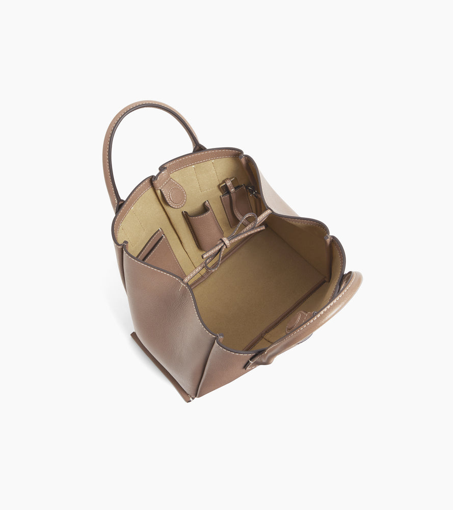 Elena small handbag in grained leather