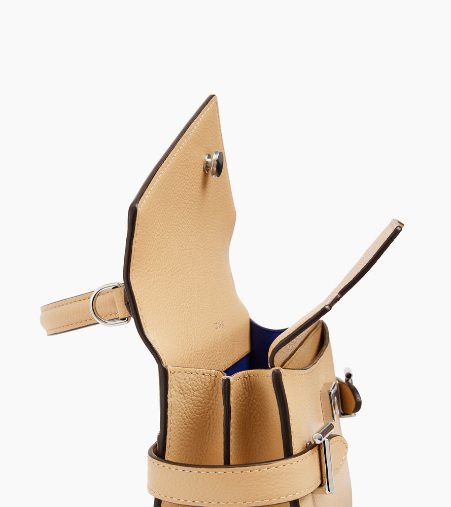 Bolso de mano pequeño Emilie de piel texturizada con doble solapa