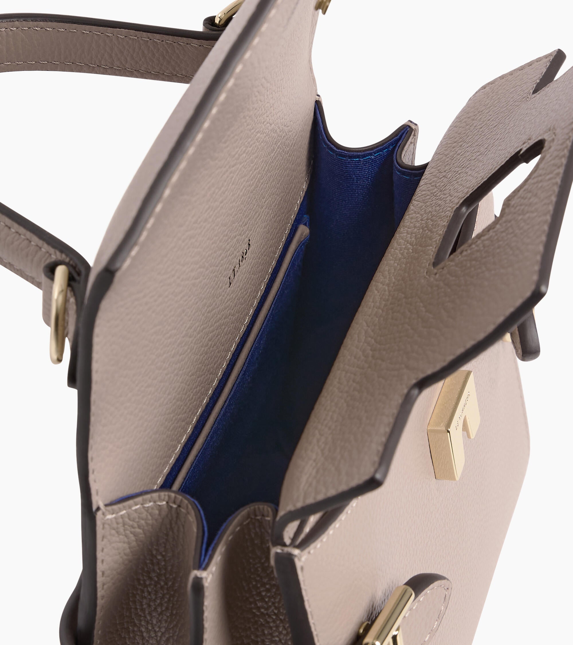 Emilie small handbag with double flap in grained leather