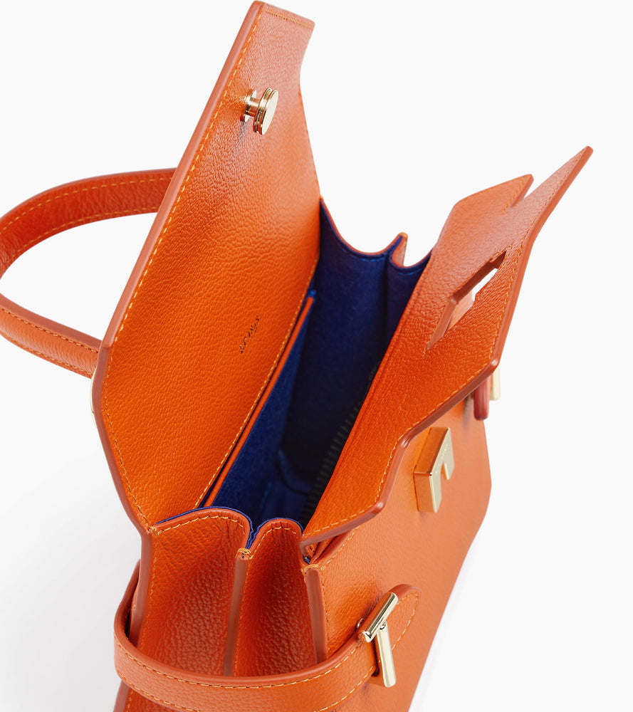 Emilie small handbag with double flap in grained leather