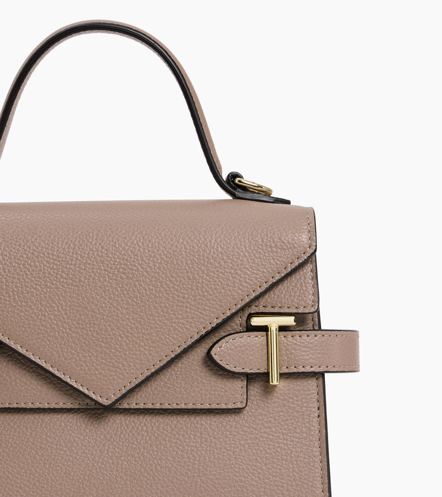 Emilie small handbag with double flap in grained leather