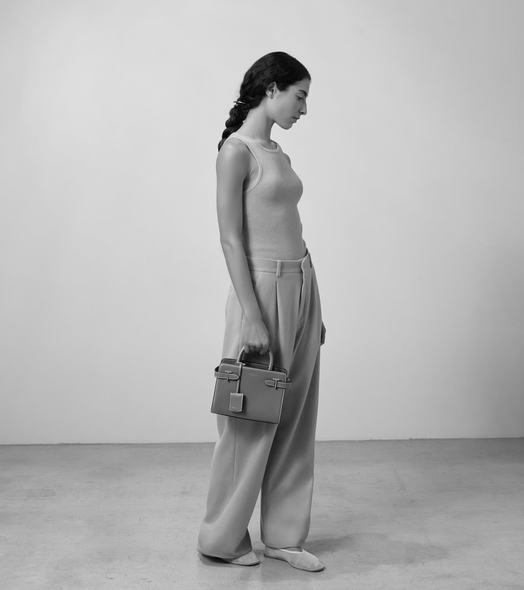 Emilie small handbag in grained leather