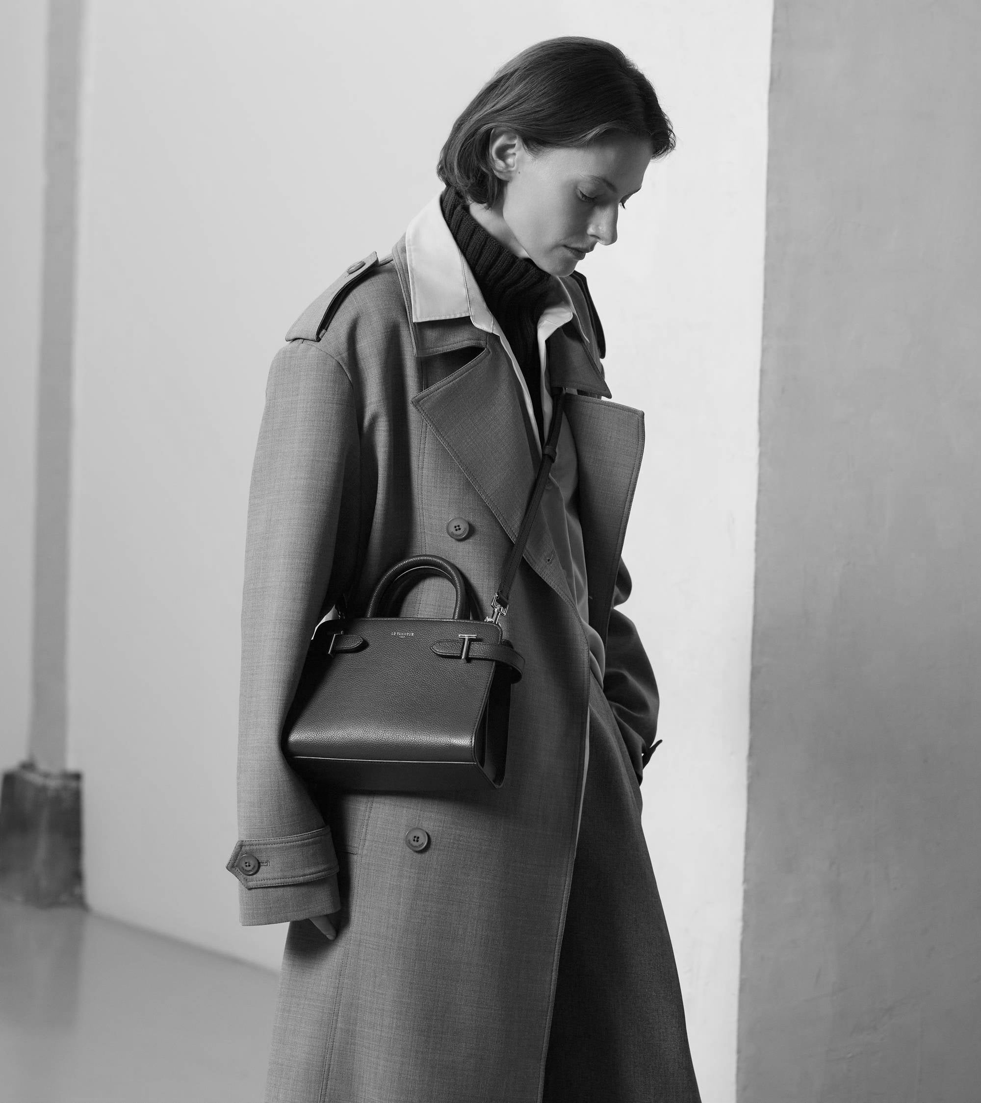 Emilie small handbag in grained leather