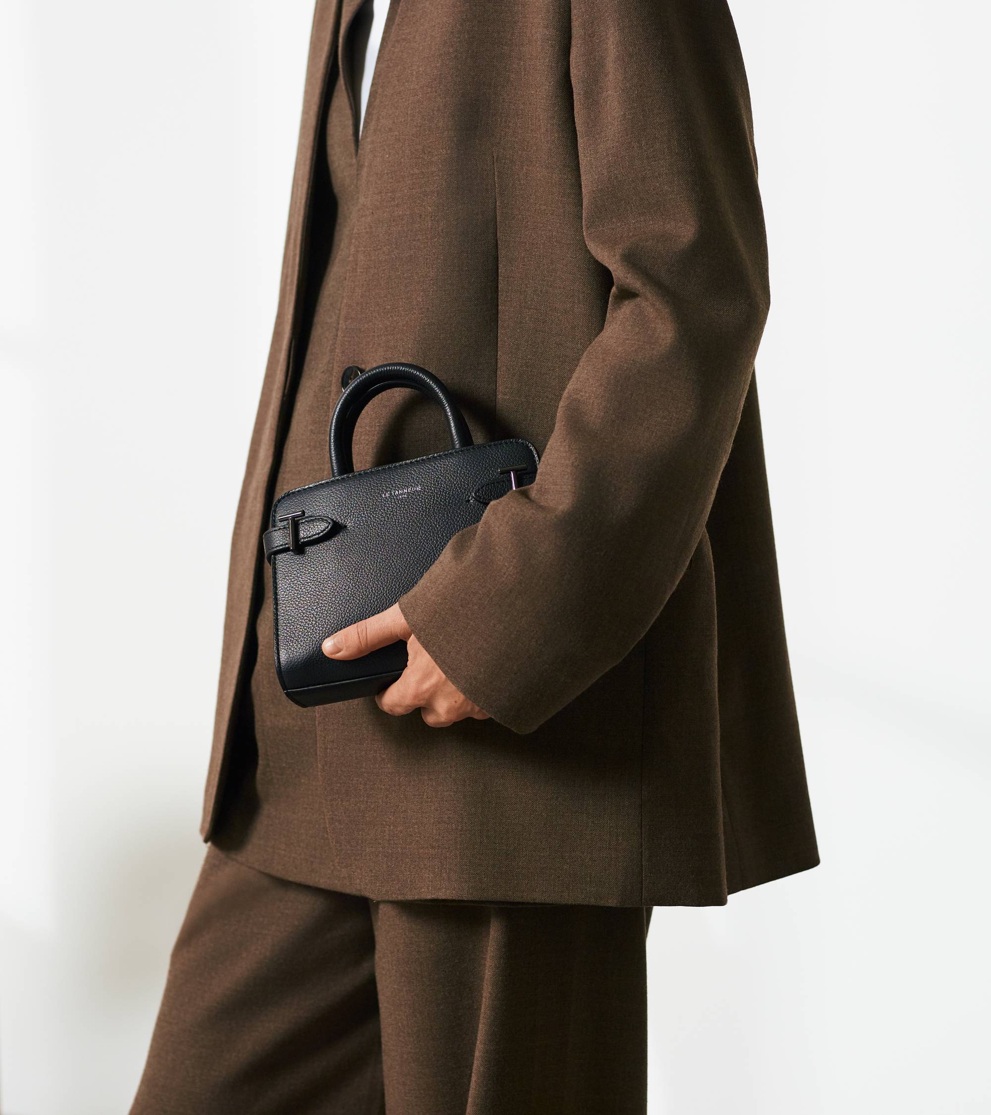 Emilie mini handbag in grained leather