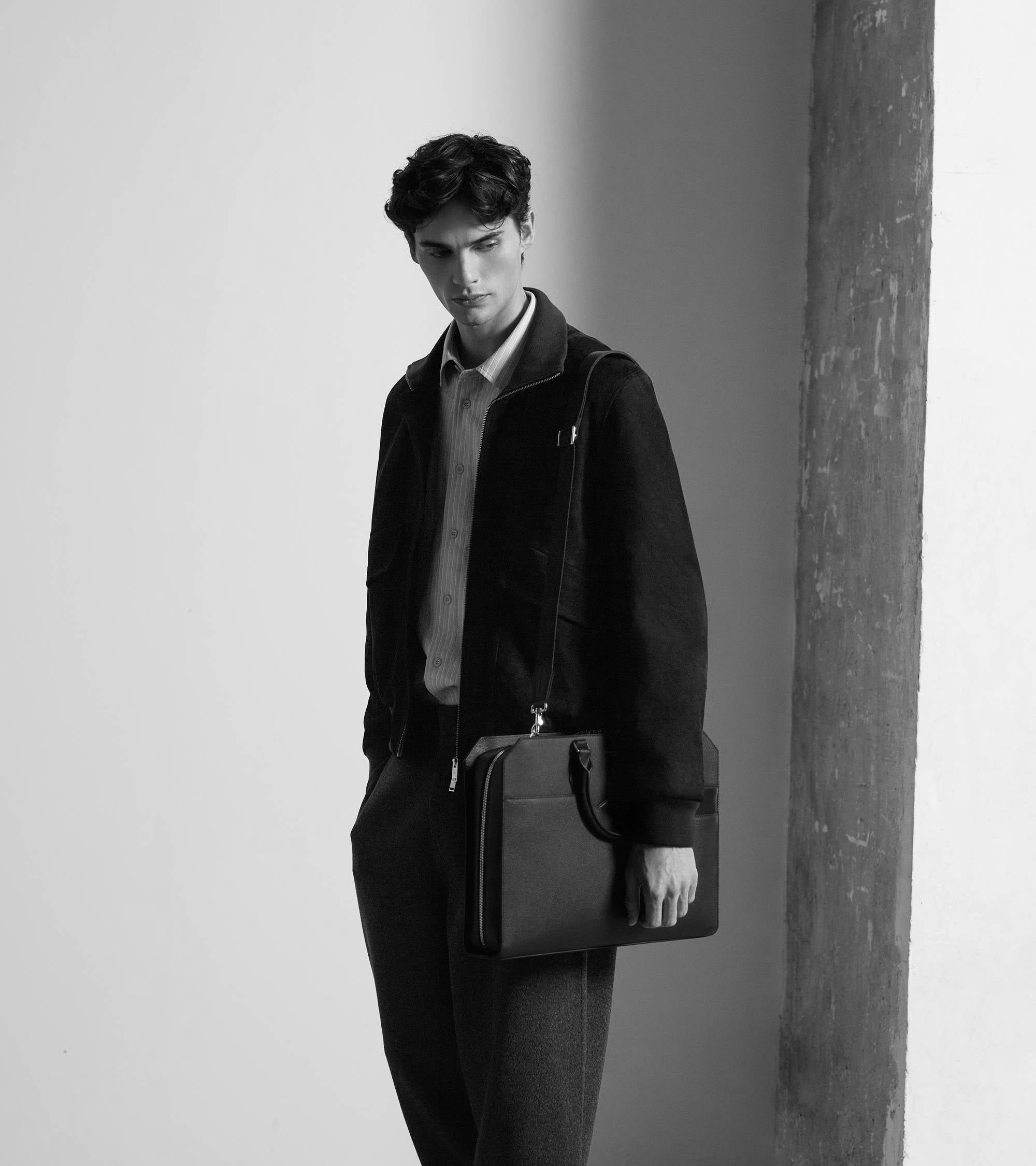 Porte documents 15 Gaston en cuir grain croisé