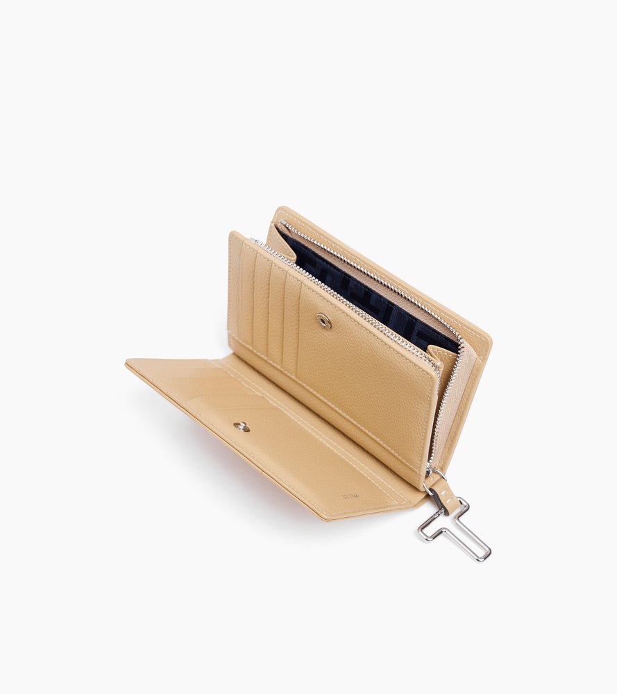 Juliette medium wallet in grained leather