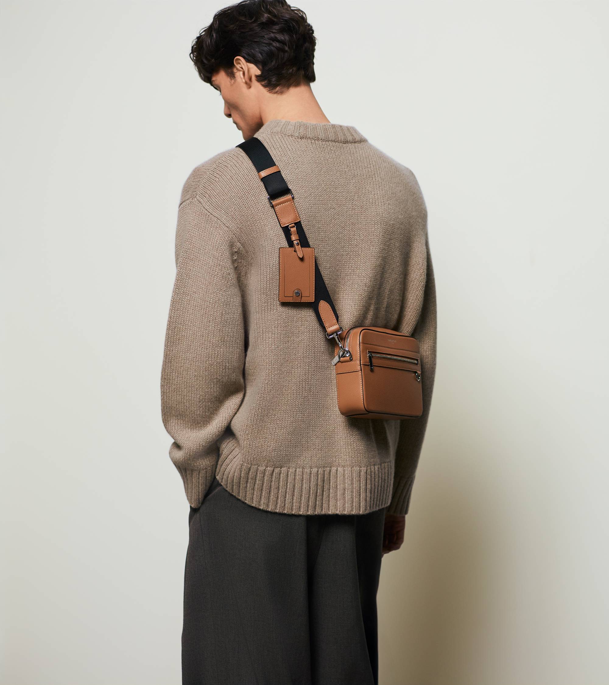 Emile small shoulder bag in grained leather