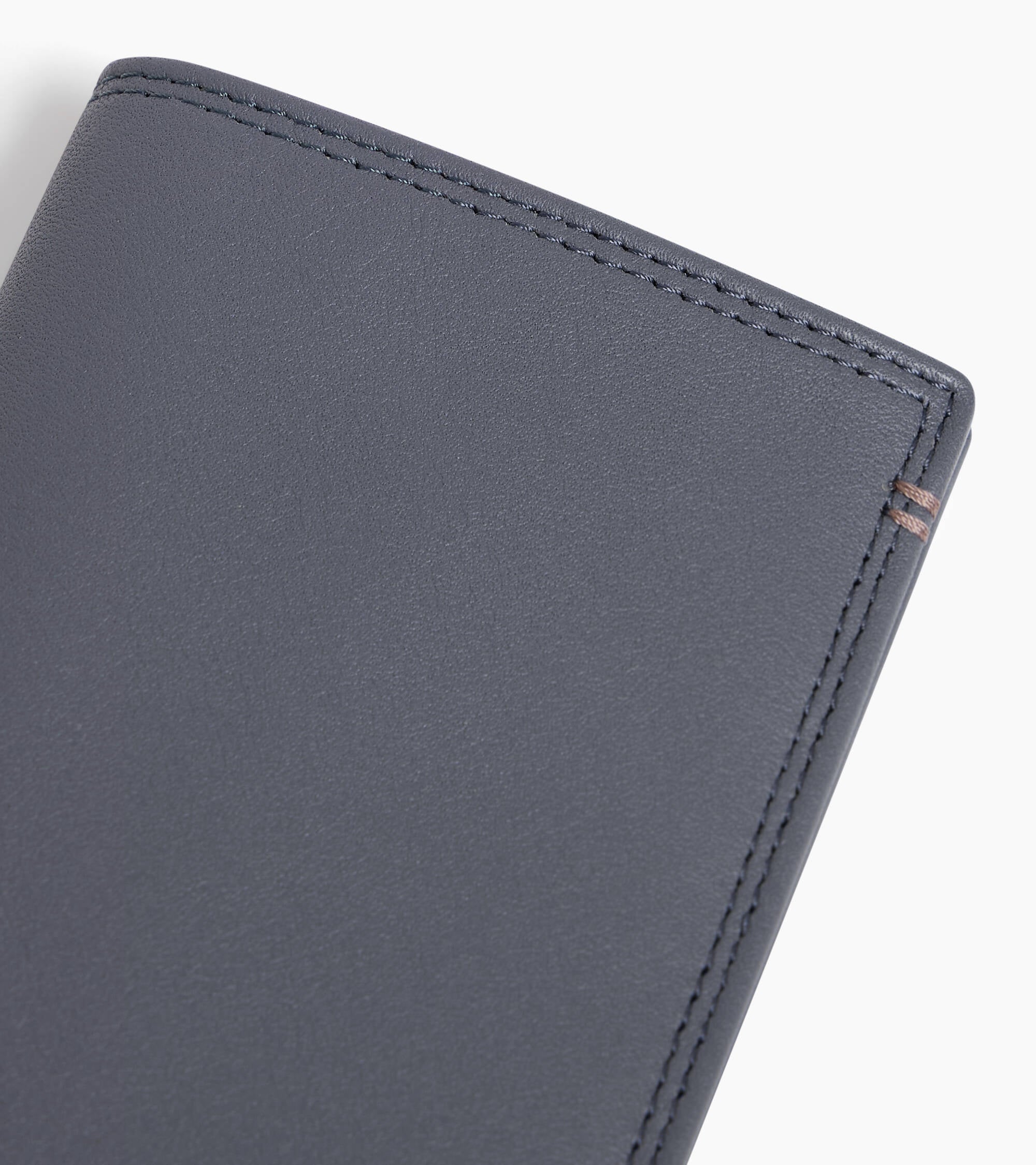 Martin vertical card holder in smooth leather
