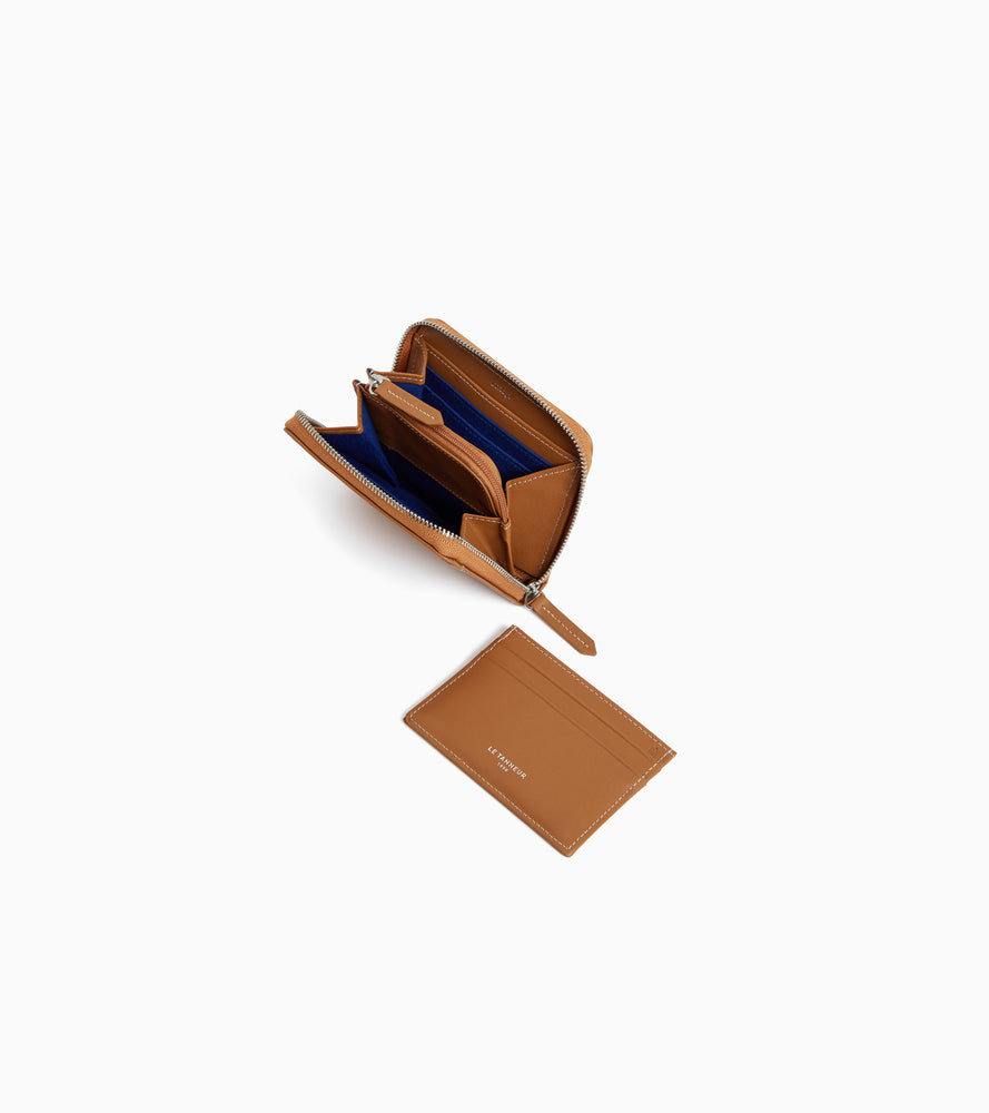 Charlotte zipped wallet with removable card holder in smooth leather