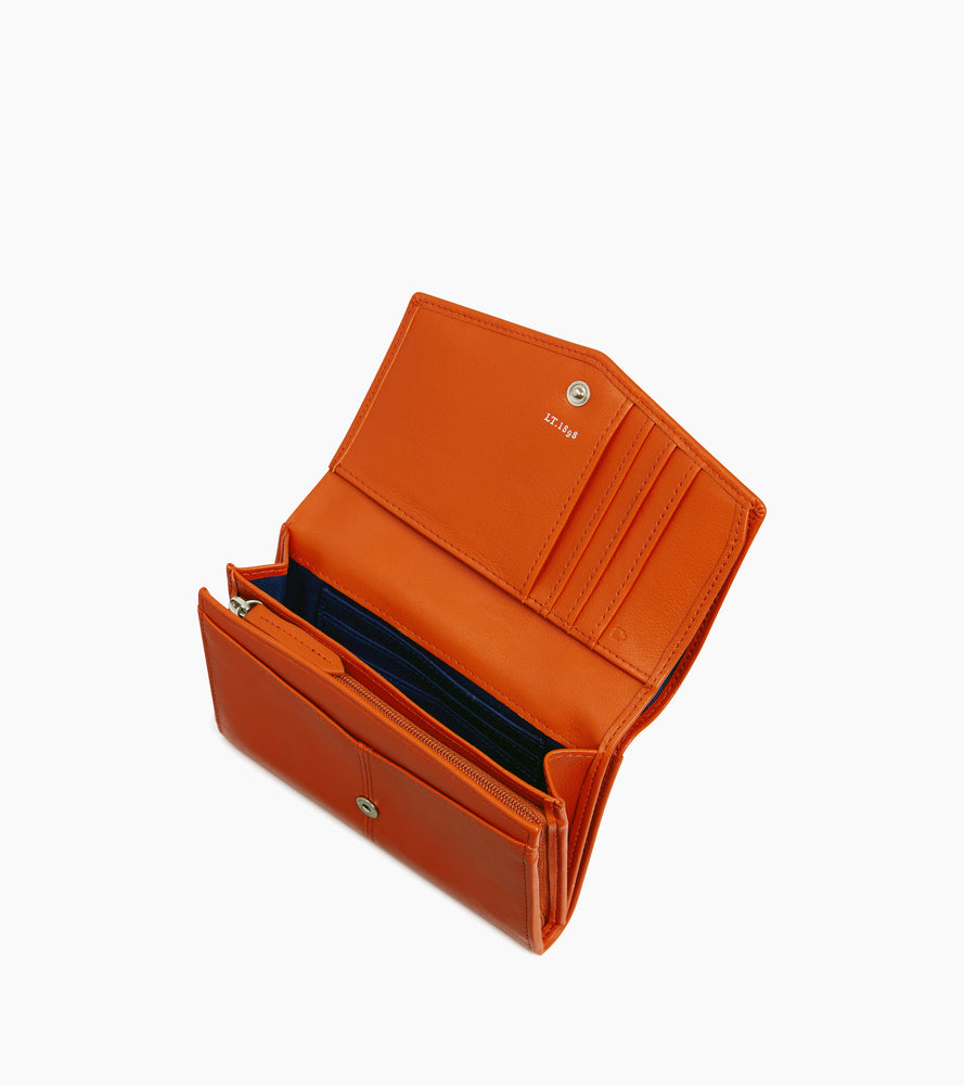 Billetera mediana modelo Charlotte en cuero liso