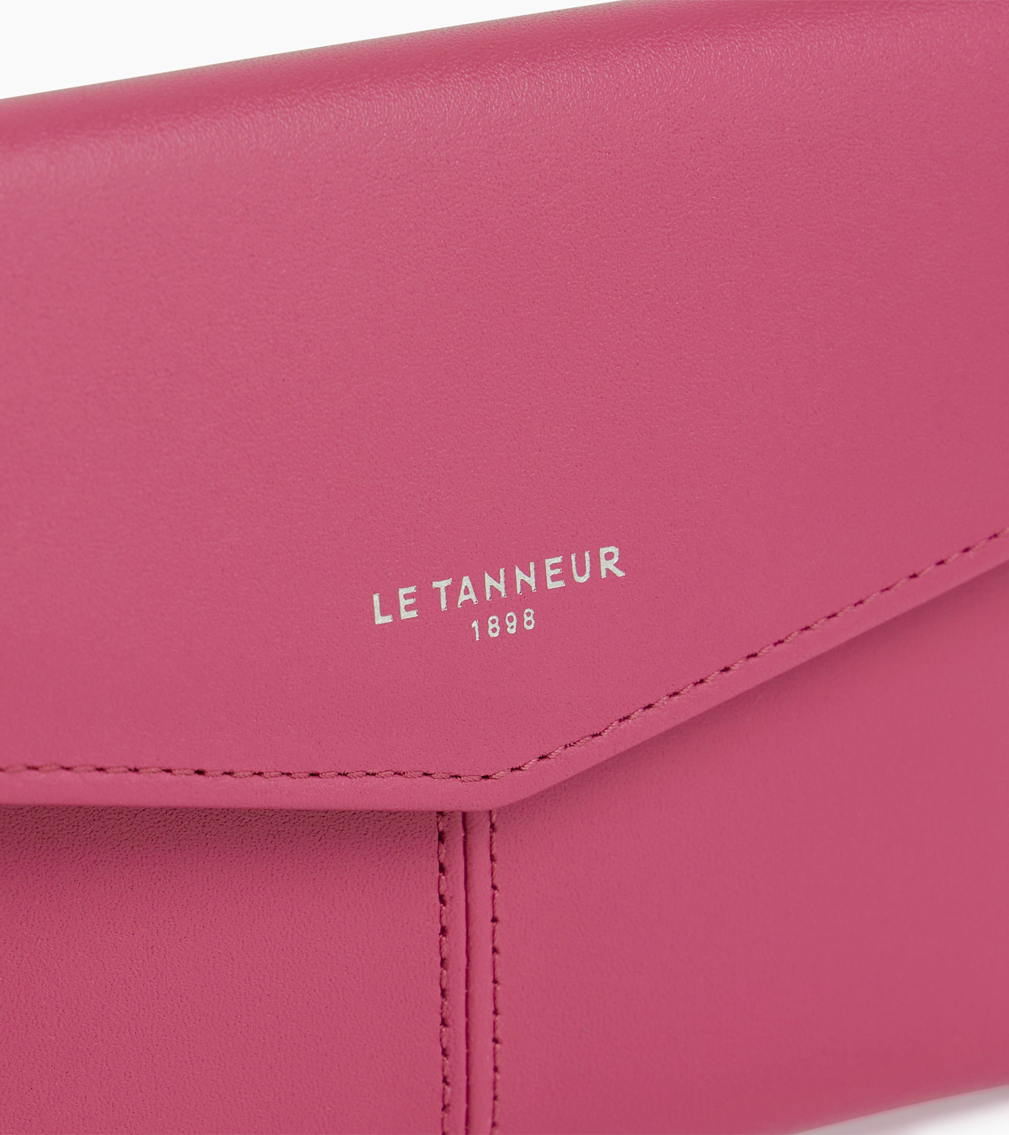 Charlotte medium envelope smooth leather clutch