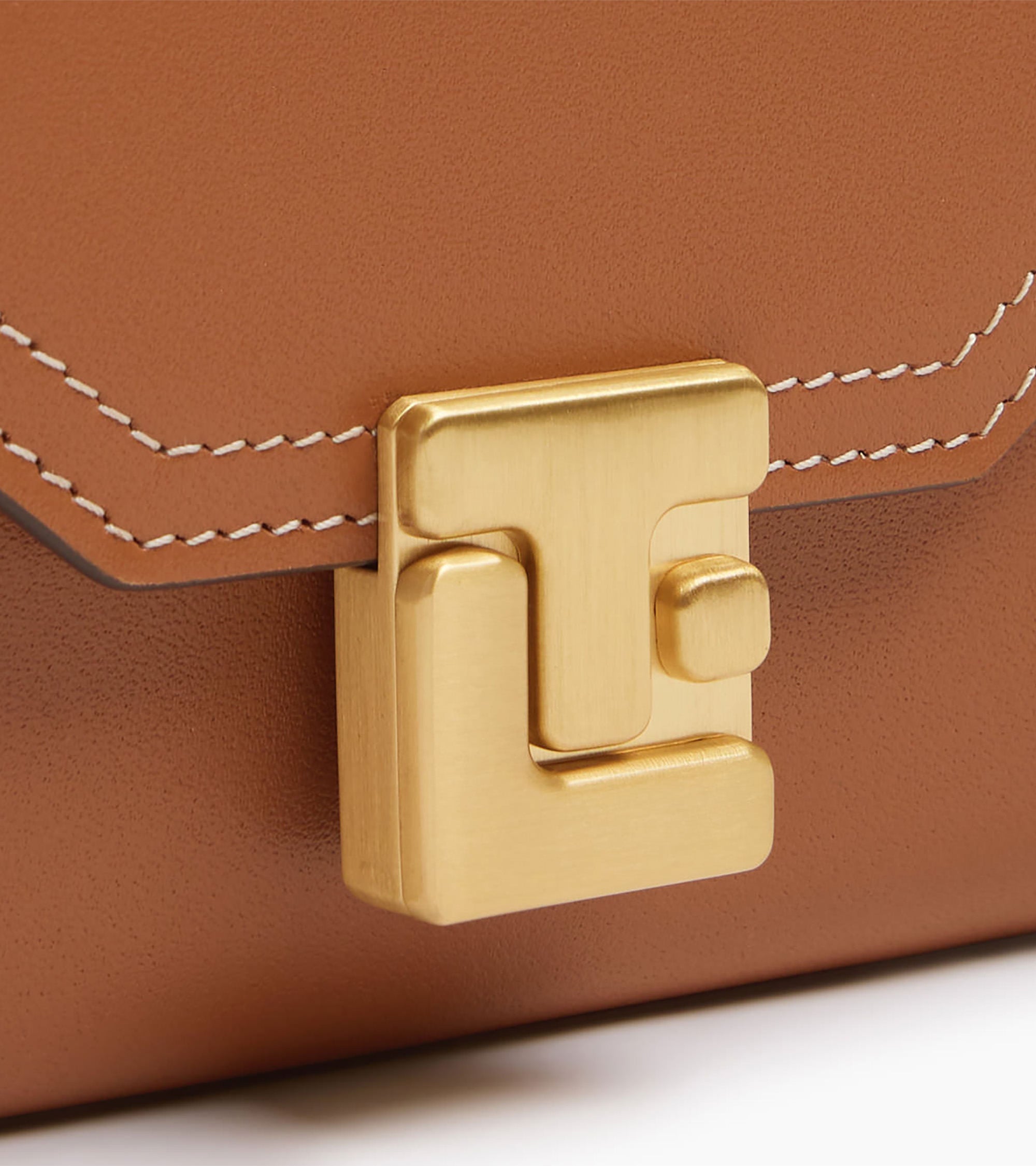 Cartera Rose de cuero liso